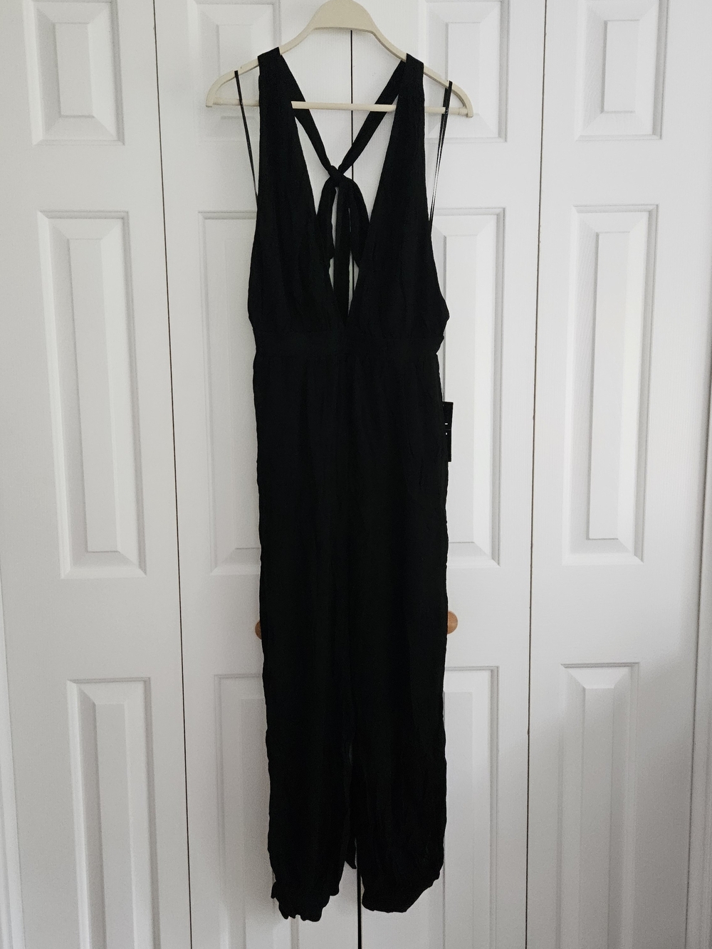 Lulu's Black Sleeveless Tie-Back Jumpsuit